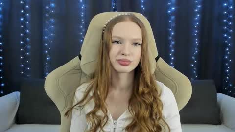 Milena and Jasper online show from January 2026 08:34:01 PM