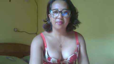 Snapshot of mimisou513 chatting on September 2025 07:43:01 AM misou online show from September 2025 07:43:01 AM