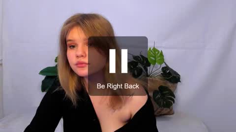 hi Im Mina  online show from March 2025 04:37:02 AM