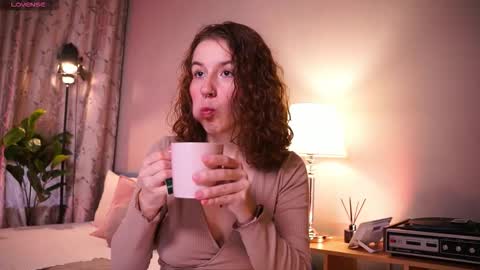 Snapshot of mind__game chatting on September 2025 05:50:01 AM Frances Next streams Thu Fri Sat 8am - 4pm GMT3 online show from September 2025 05:50:01 AM