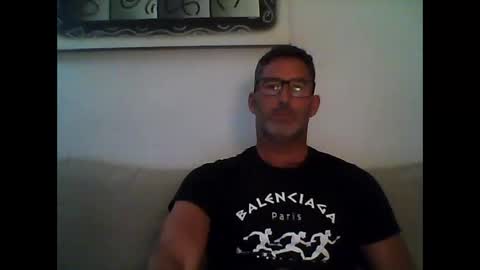 Snapshot of mindthestep chatting on January 2025 06:56:01 PM MIND online show from January 2025 06:56:01 PM