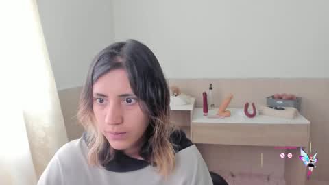 Snapshot of minefoxy2 chatting on September 2025 06:29:01 PM Amber online show from September 2025 06:29:01 PM