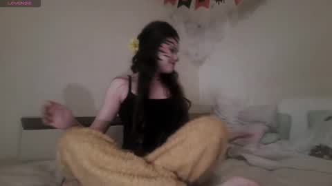 Amelia online show from October 2025 05:19:01 AM