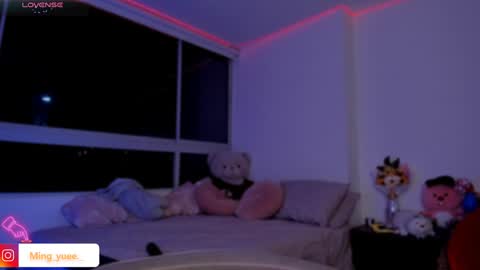 My name is Fer Nice to meet you  give it a thumbs up please its important online show from February 2025 02:48:02 AM