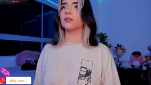 My name is Fer Nice to meet you  give it a thumbs up please its important online show from February 2025 02:35:02 AM