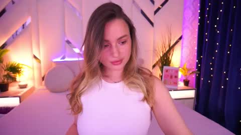 minifox_ online show from February 2026 08:22:02 AM