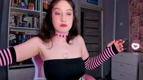 Ariana online show from October 2025 10:49:02 AM