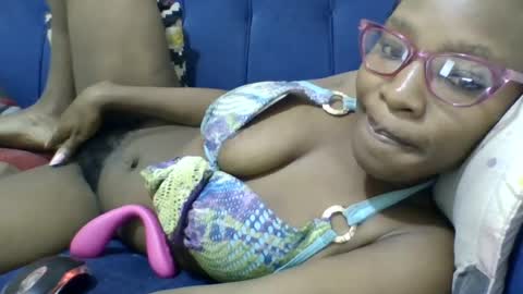 minlavine online show from July 2026 09:19:02 PM