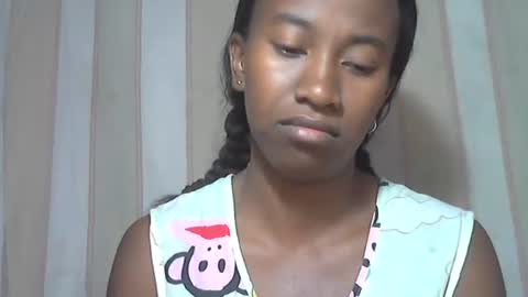 minouch211907 online show from November 2025 03:38:02 AM