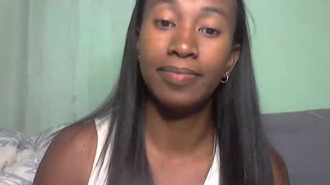 minouch211907 online show from May 2026 05:20:01 PM