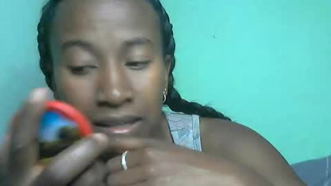 minouch211907 online show from May 2026 06:01:02 PM
