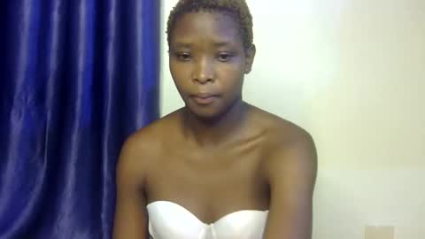 mint_queen online show from May 2026 07:32:02 PM