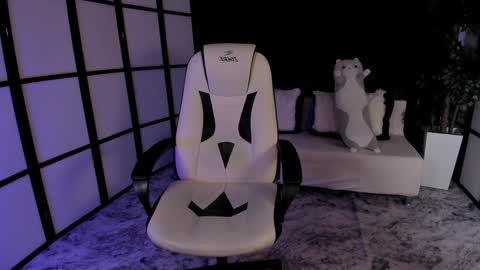 Snapshot of mintrose chatting on January 2025 08:51:02 AM Rosie online show from January 2025 08:51:02 AM