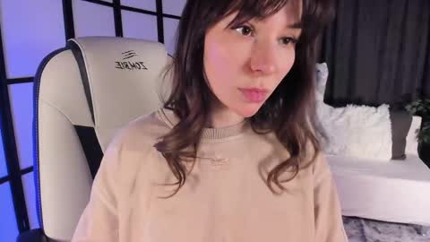 Snapshot of mintrose chatting on March 2025 11:07:02 AM Rosie online show from March 2025 11:07:02 AM