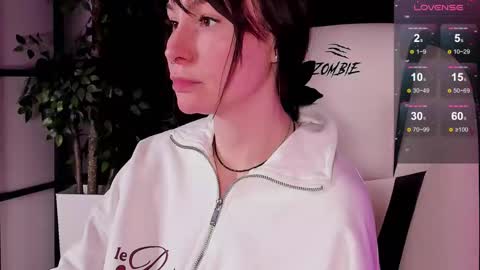 Snapshot of mintrose chatting on March 2025 08:37:02 AM Rosie online show from March 2025 08:37:02 AM