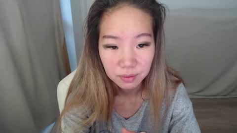 Snapshot of mira_g chatting on December 2025 08:12:01 AM mira_g online show from December 2025 08:12:01 AM