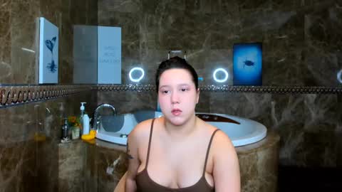 Mira online show from March 2025 01:58:01 AM