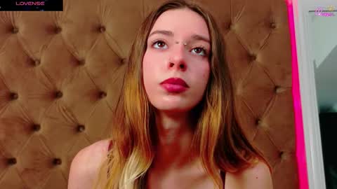 Snapshot of mira_lynxx chatting on January 2026 05:27:02 PM mira_lynxx online show from January 2026 05:27:02 PM