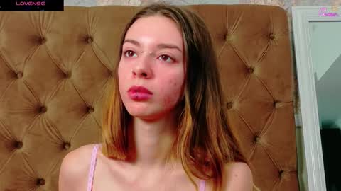 Snapshot of mira_lynxx chatting on January 2026 05:10:02 AM mira_lynxx online show from January 2026 05:10:02 AM