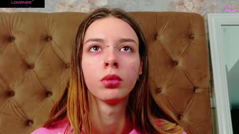 Snapshot of mira_lynxx chatting on January 2026 05:10:02 AM mira_lynxx online show from January 2026 05:10:02 AM