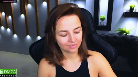 Mira online show from December 2024 01:03:01 AM