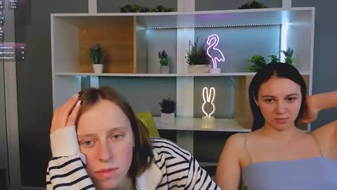 Snapshot of mira_vibe chatting on February 2026 12:08:02 PM Mira online show from February 2026 12:08:02 PM