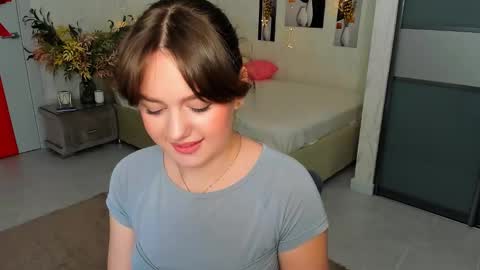 Emma online show from March 2025 07:25:01 PM