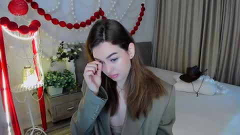 Emma online show from May 2026 04:09:02 AM