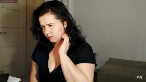 Snapshot of miradiaz chatting on October 2025 10:02:01 AM Meera online show from October 2025 10:02:01 AM