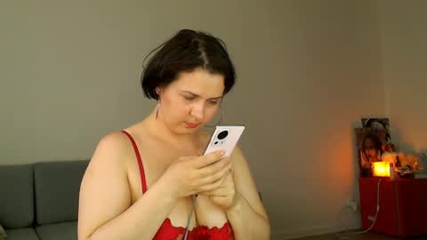 Snapshot of miradiaz chatting on May 2026 03:42:01 PM Meera online show from May 2026 03:42:01 PM