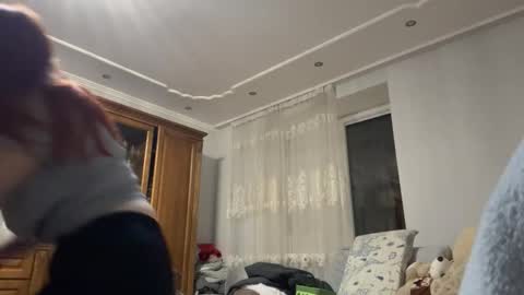 Snapshot of miraeve chatting on November 2025 08:08:02 PM Eve online show from November 2025 08:08:02 PM