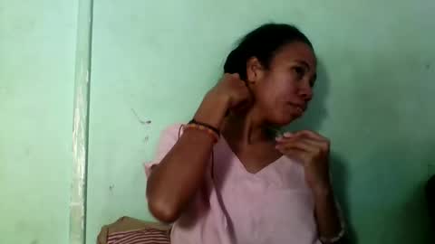 Snapshot of mirah881 chatting on May 2026 09:17:02 AM mirah881 online show from May 2026 09:17:02 AM