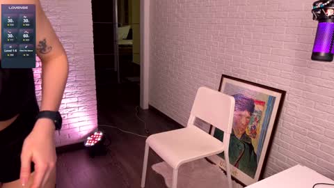 Snapshot of mirai_meow chatting on December 2024 01:50:01 PM Kattie Kate Katana Katarina Ri Cat baby bb - your choise xo xo online show from December 2024 01:50:01 PM