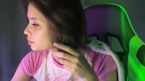 MiraLaPics online show from April 2026 08:25:02 PM