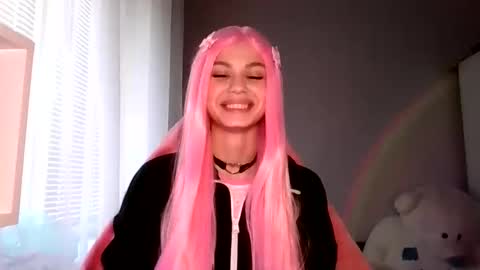 MiraLaPics online show from April 2026 08:04:02 AM