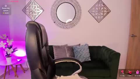 miranda_crawfor online show from July 2026 08:51:02 PM