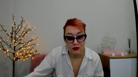 mirandagill online show from February 2025 08:40:02 AM