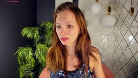 Snapshot of mirandaglow chatting on December 2024 06:34:01 AM Miranda online show from December 2024 06:34:01 AM