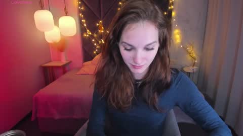 Snapshot of mirandaglow chatting on December 2024 05:42:01 AM Miranda online show from December 2024 05:42:01 AM