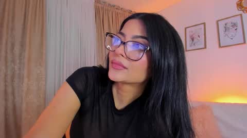 Snapshot of mirandasachs chatting on October 2025 03:57:01 AM Miranda online show from October 2025 03:57:01 AM