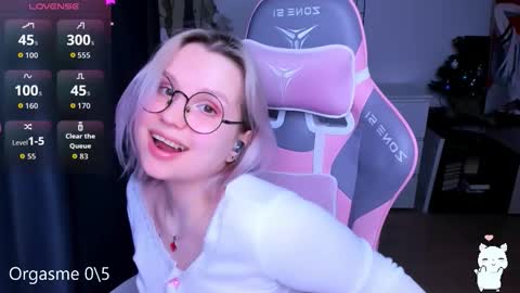 Kira online show from March 2026 04:45:01 PM