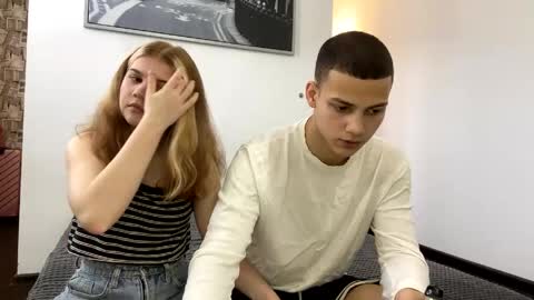 mirelcouple online show from April 2026 09:59:01 AM