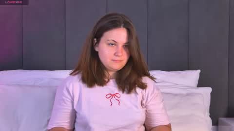 Mireya online show from July 2026 05:05:01 AM
