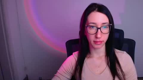 Snapshot of miriam_candyy chatting on December 2025 06:43:02 AM Mariam online show from December 2025 06:43:02 AM