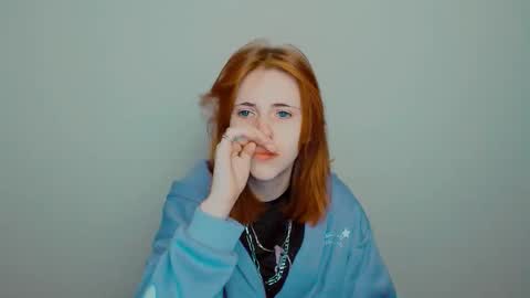 misaki_chan_ online show from October 2025 10:19:02 PM