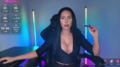 Snapshot of mishablueee chatting on January 2025 08:22:02 PM MishaBlueee online show from January 2025 08:22:02 PM