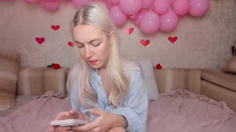 mishapallmer online show from February 2026 01:31:02 PM