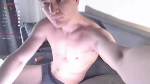 Snapshot of mishasiemens chatting on May 2026 07:24:02 AM mishasiemens online show from May 2026 07:24:02 AM