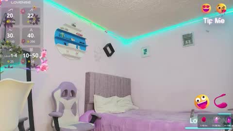 misofialeal online show from November 2025 06:21:01 PM