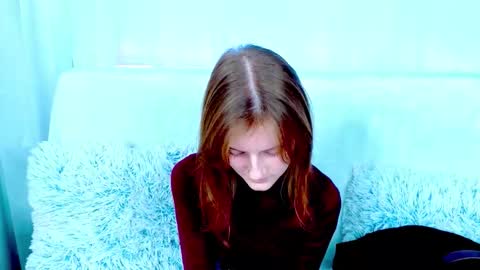 Snapshot of miss___alisa chatting on December 2025 07:46:02 AM Alisa NONNUDE online show from December 2025 07:46:02 AM